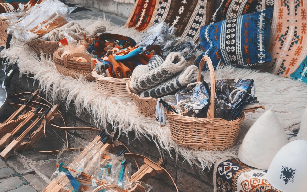 Handicrafts exported by VELFiNE OVERSEAS